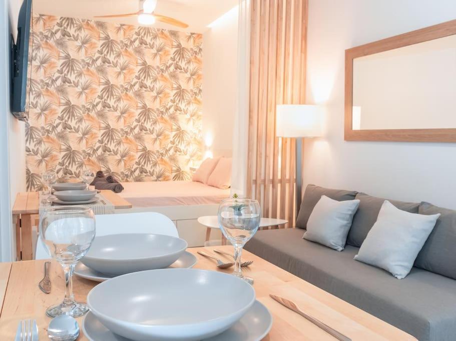 Acogedor Estudio En Triana Con Jacuzzi Y Wifi Seville Exterior photo